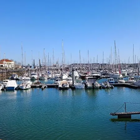 Apartment Bel Avec Vue Sur Le Port De Plaisance - La Cle Chaumoise *